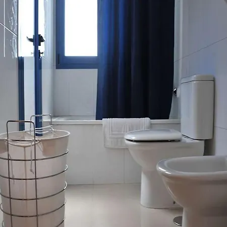 Playa Blanca Sleeps 4 Pool Wifi Willa *